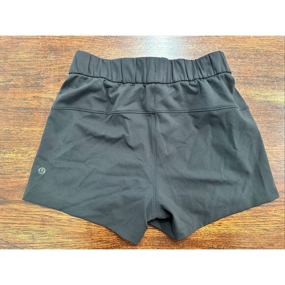 Lululemon On The Fly Black Mid Rise Pull On Shorts Size 2 - Picture 6 of 6